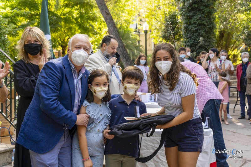 Entregados los premios de los concursos infantiles